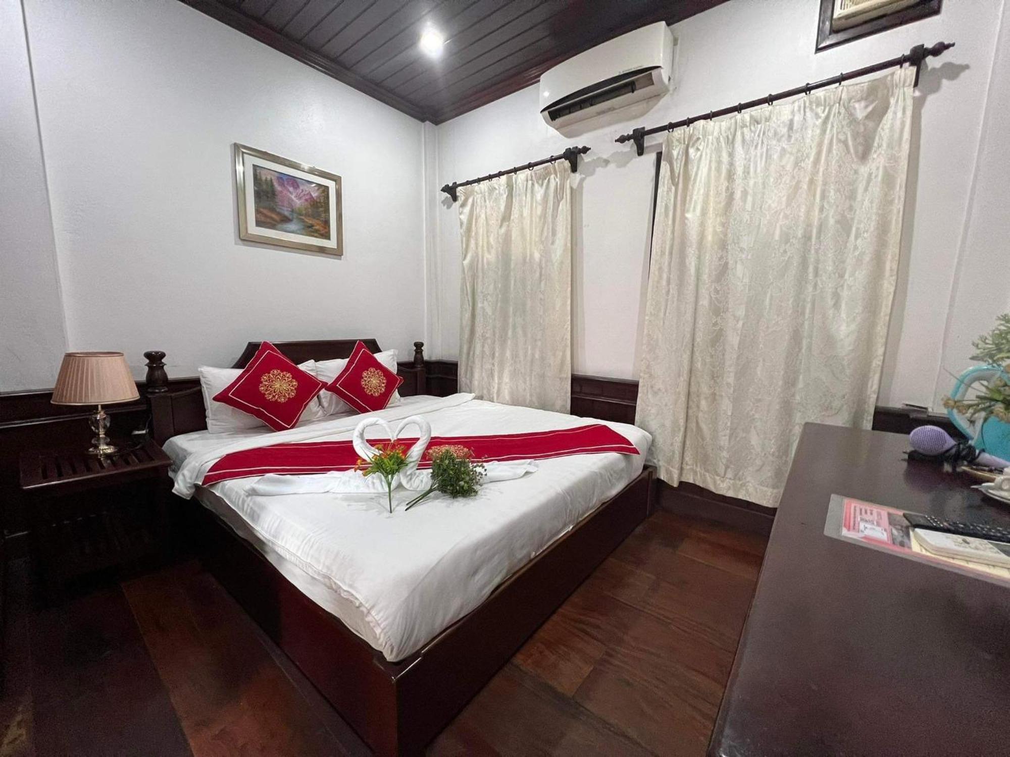 Villa Vieng Sa Vanh Hotel Luang Prabang Ngoại thất bức ảnh