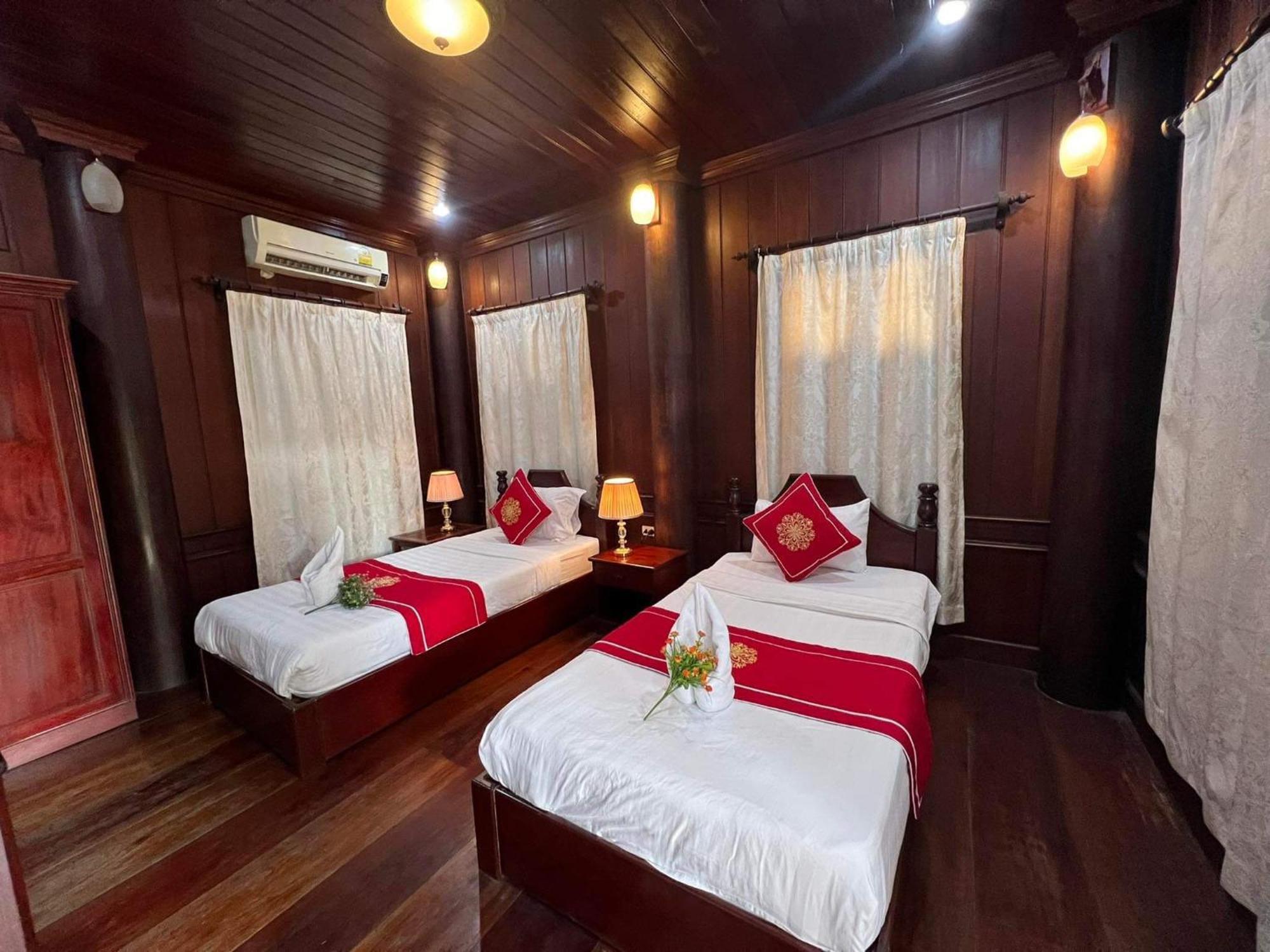 Villa Vieng Sa Vanh Hotel Luang Prabang Ngoại thất bức ảnh