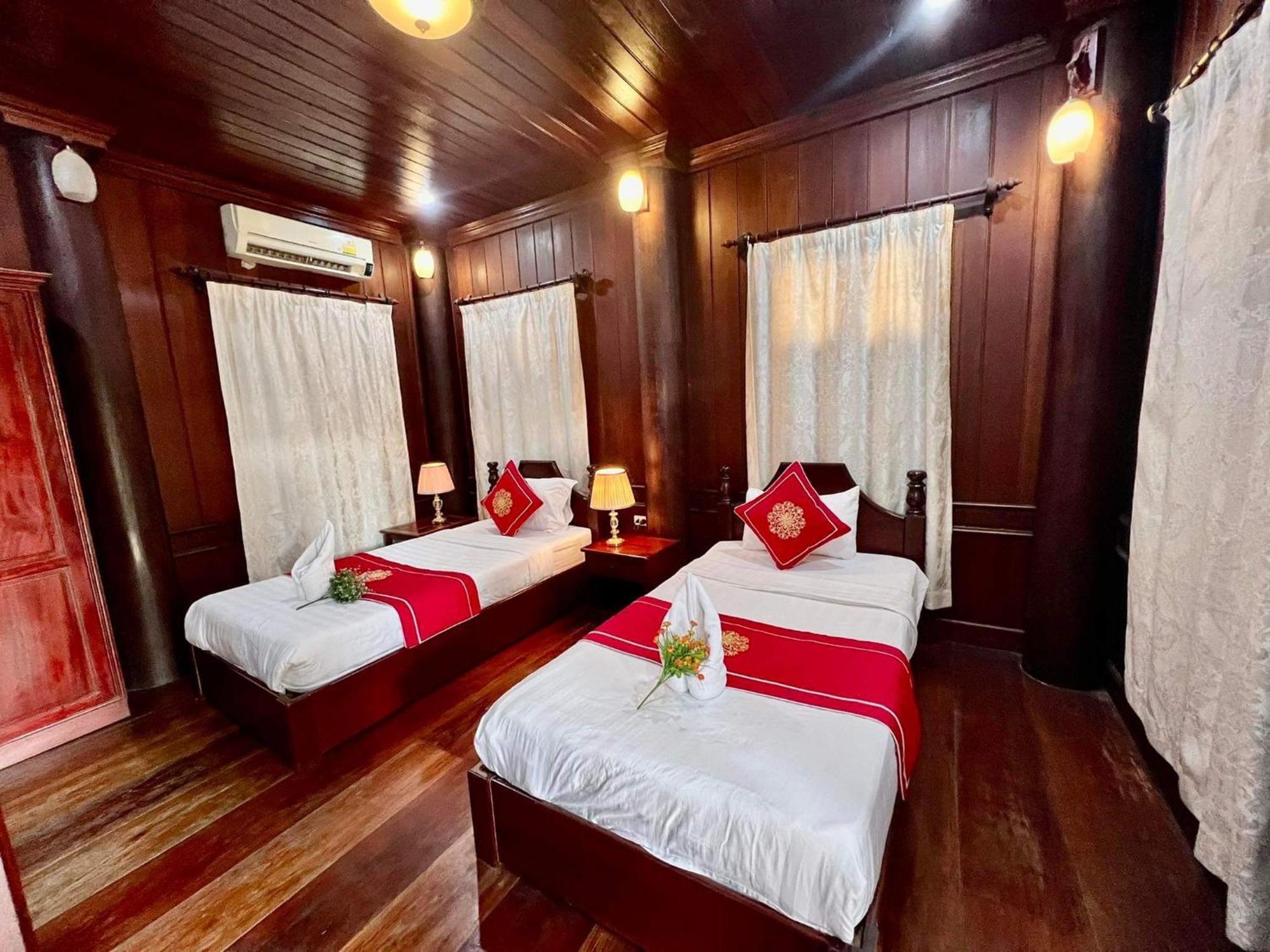 Villa Vieng Sa Vanh Hotel Luang Prabang Ngoại thất bức ảnh