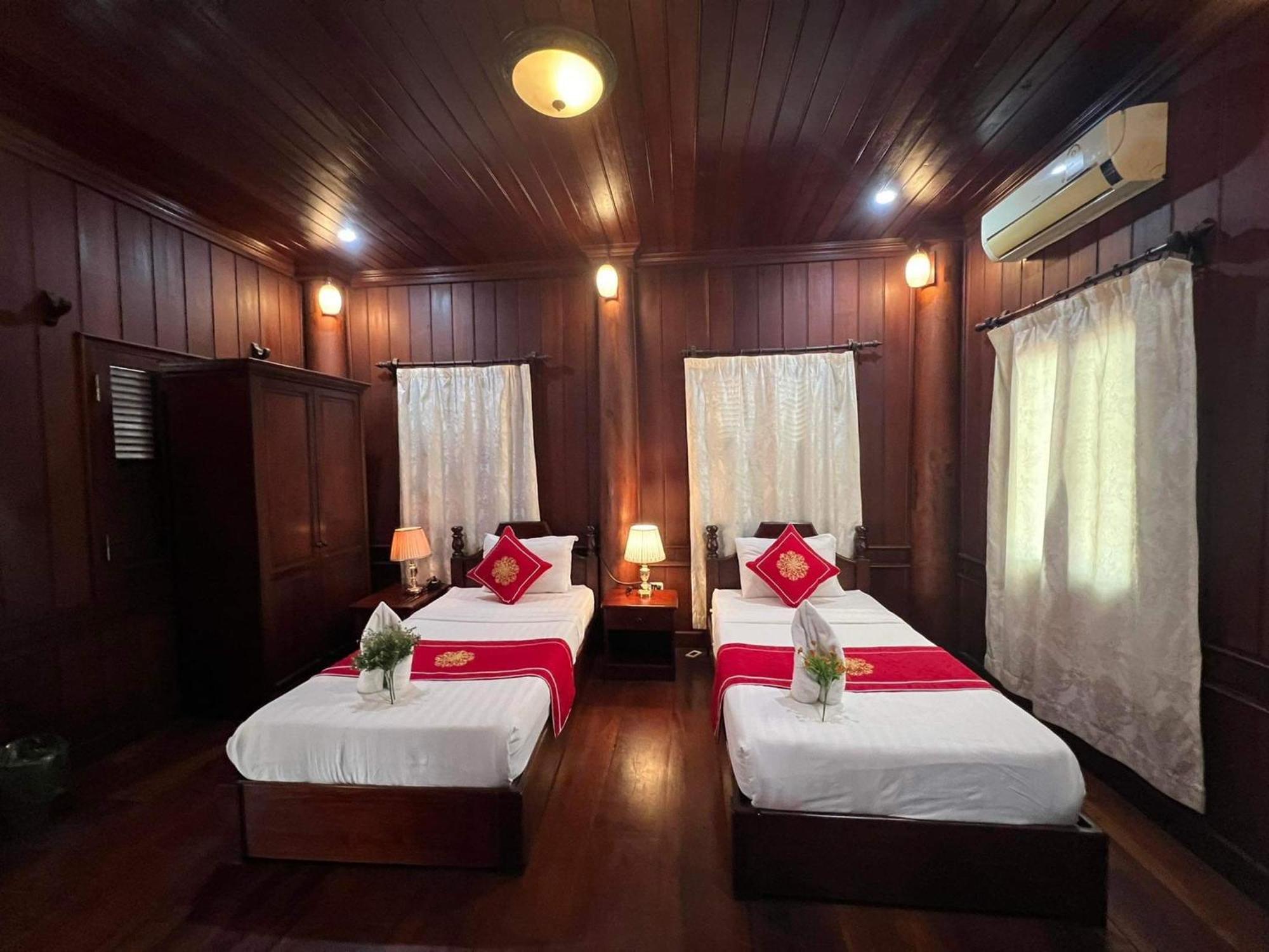 Villa Vieng Sa Vanh Hotel Luang Prabang Ngoại thất bức ảnh
